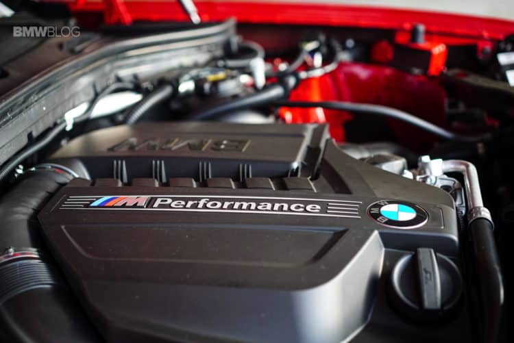 2017-BMW-X4-M40i-review-55