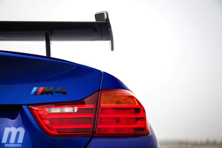 BMW-M4-GTS-BMW-M4-CS-44