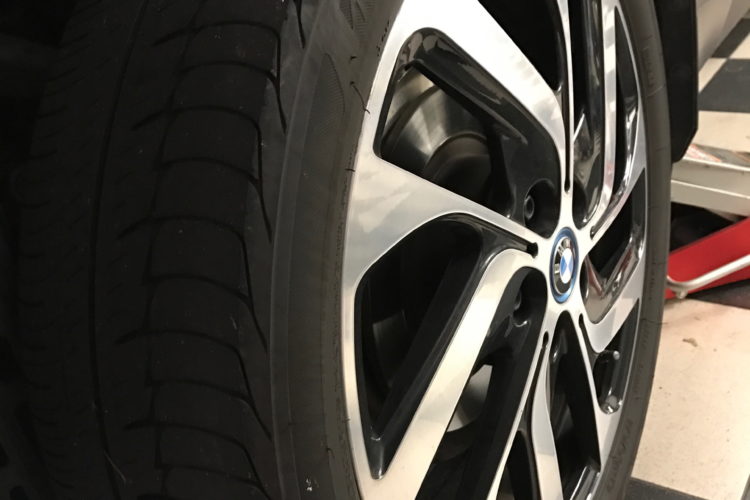 BMW i3 – What’s up with tire life?