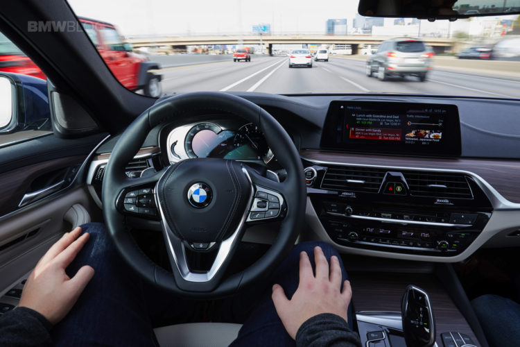 future of personalized, connected mobility-BMW-02