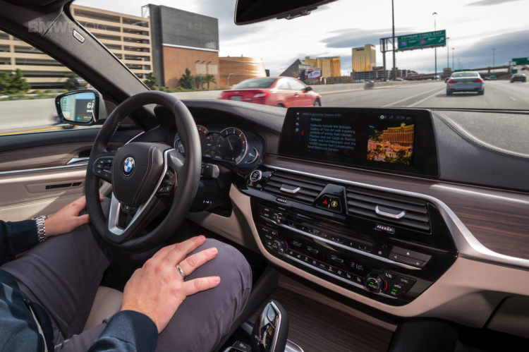future of personalized, connected mobility-BMW-23