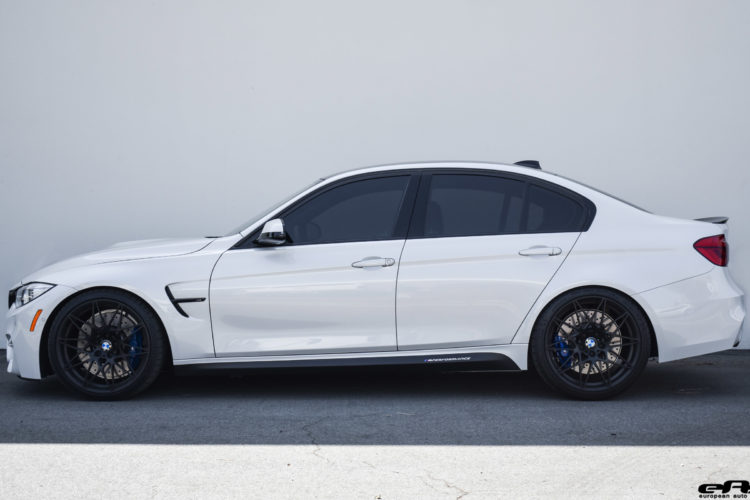 Mineral White BMW M3 ZCP Looks Amazing Thanks To Wheels & Carbon Fiber