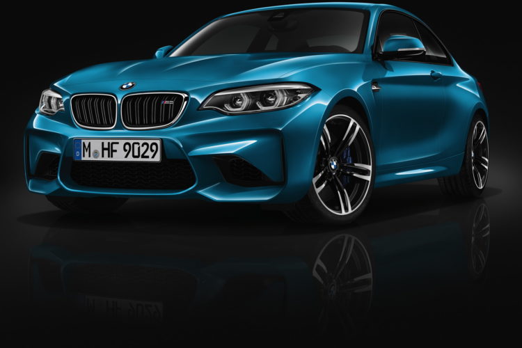 BMW unveils the facelifted M2 Coupe