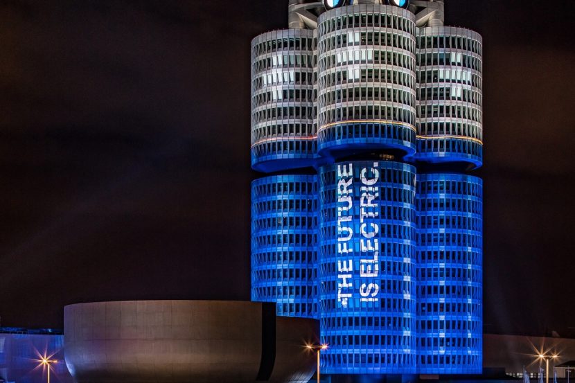 BMW Celebrates Delivery of 100,000 Electrified Vehicles in 2017 at Welt Museum