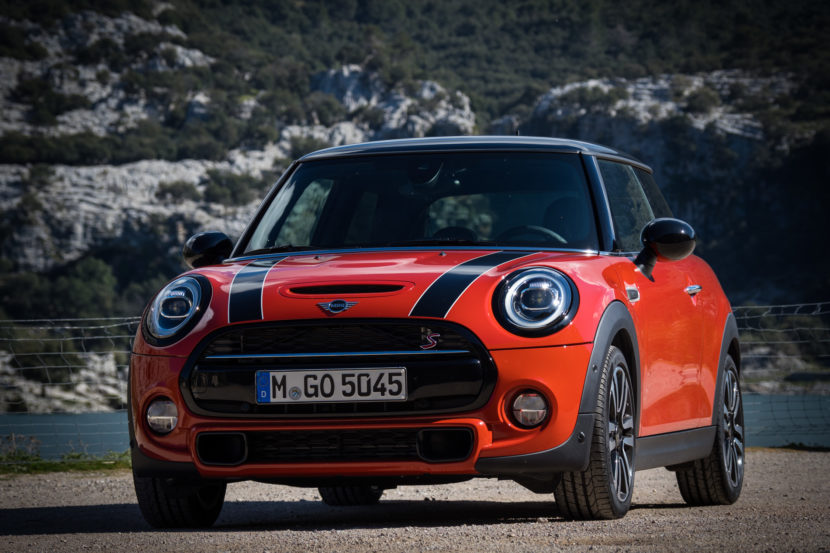 2018 MINI Hatchback Facelift – Photoshoot from Spain