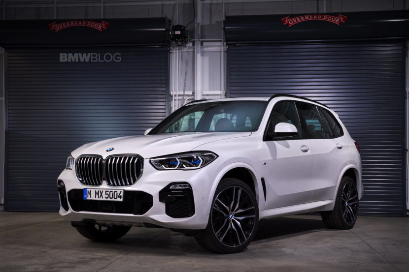 Real life photos of the BMW G05 X5