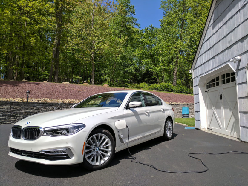 BMW 530e outdoor charging