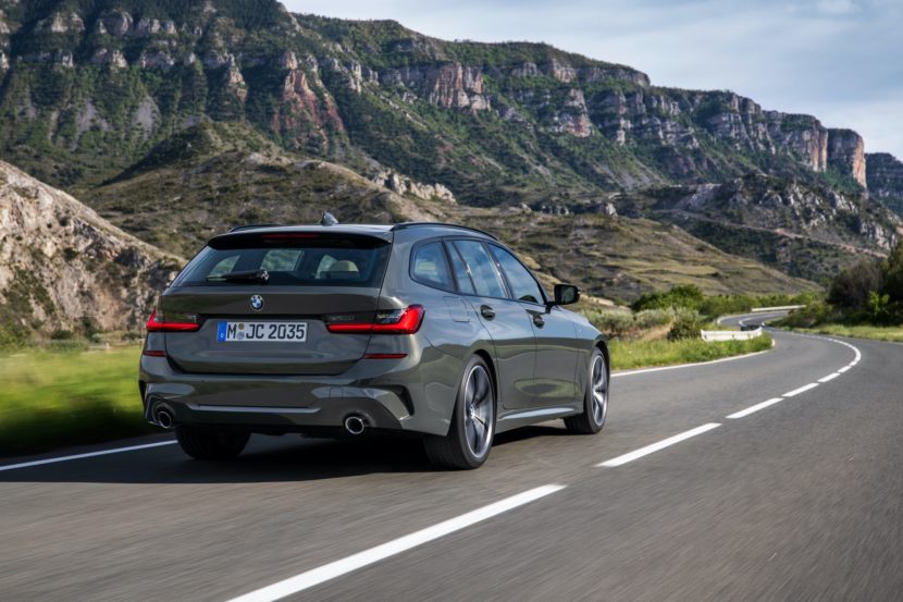 WORLD PREMIERE: The new BMW 330e Touring Plug-in hybrid with 63 km EV range