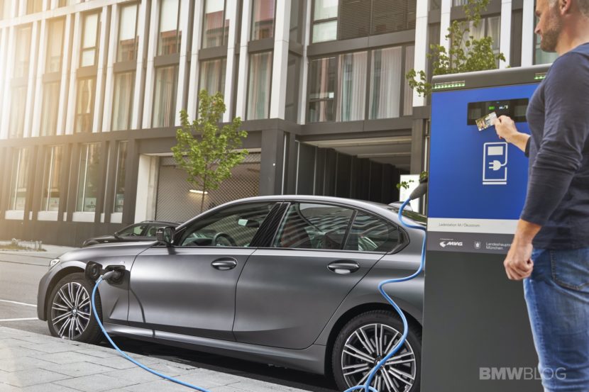 BMW 330Le: 3 Series long version for China comes as a plug-in hybrid