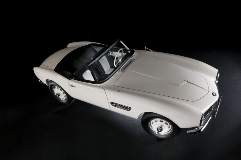 The restoration process of the BMW 507 of Elvis Presley (29) BMW 507 Roadster top view