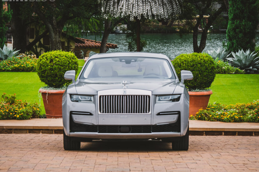 VIDEO: Watch a Rolls-Royce Ghost NOT Go Home for Christmas