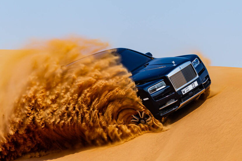 Watch the Rolls-Royce Cullinan Do Some Desert Flogging