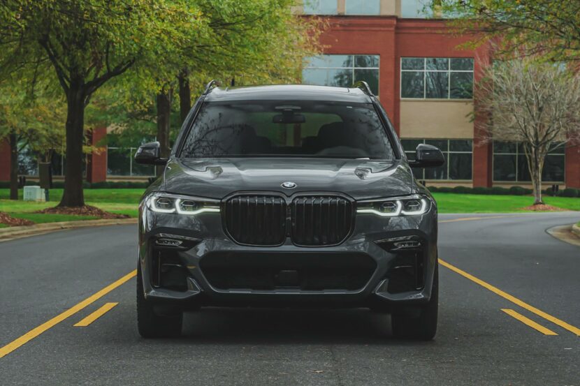 2021 BMW X7 M50i finished in Grigio Telesto Pearl Metallic