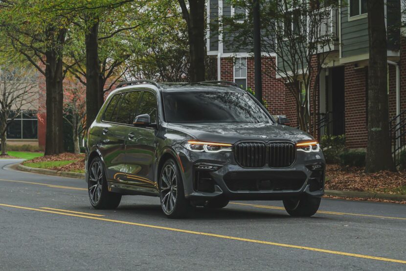 BMW X7 M50i Fights iX In Tug-Of-War Before AMG G63 Joins The Fun