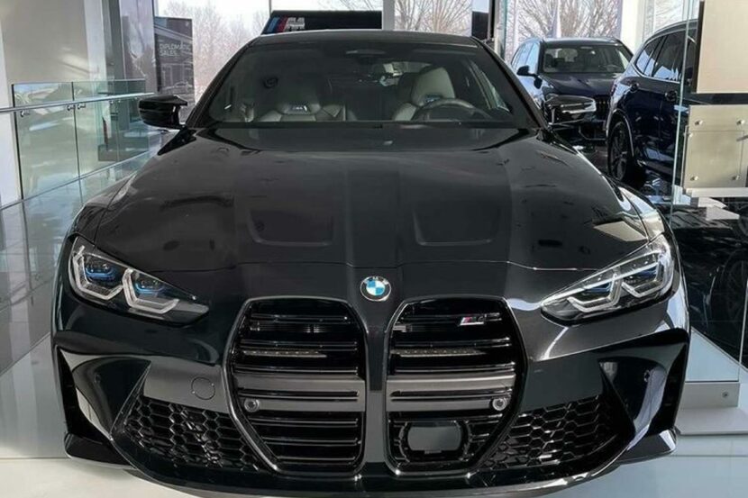 New photos of the 2021 BMW M4 in Sapphire Black Metallic