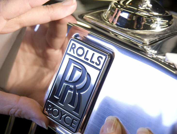 Video: How much rust can a 50-year old, £4k Rolls-Royce Shadow hide?