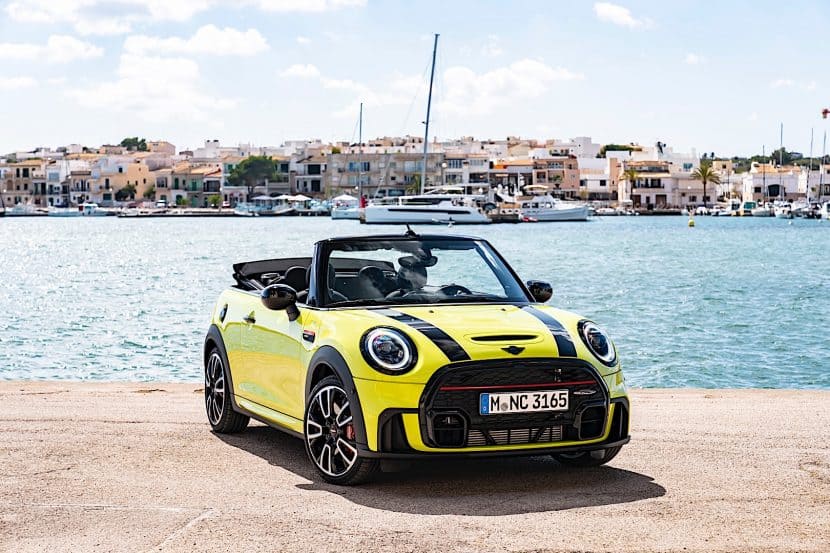 MINI to build electric convertible models by 2025