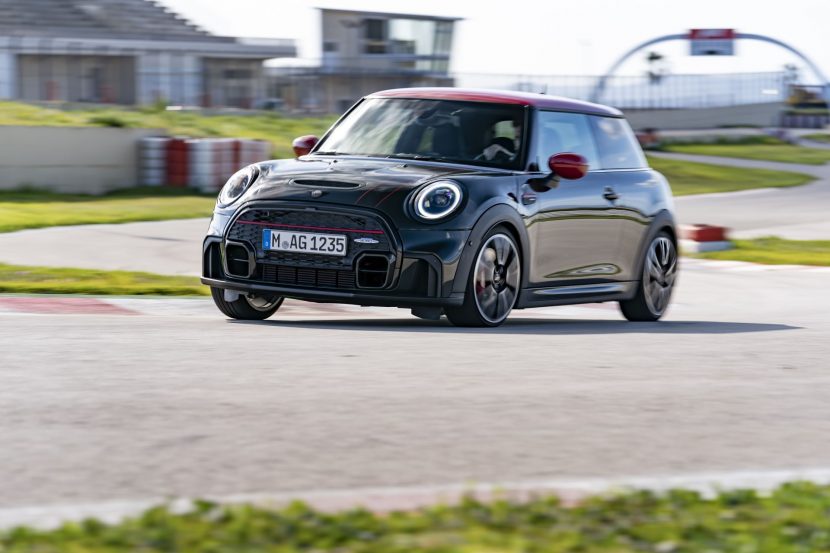New MINI Hatch wins ‘Most Fun Car to Drive’ award from Auto Trader