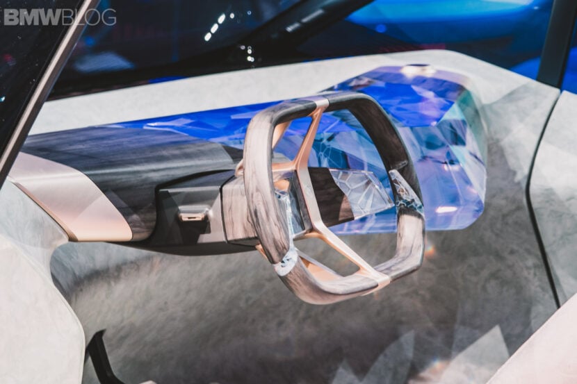 BMW Patent Will Turn Infotainment Screens Off if Driver’s Don’t Pay Attention