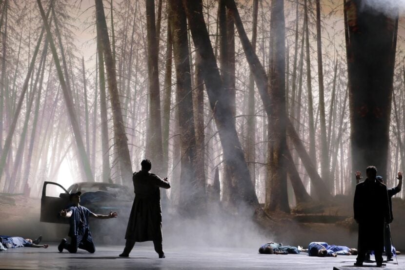 BMW 5 Series Stars in Opening Macbeth show at Teatro alla Scala in Milan