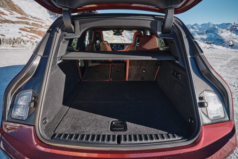 How Many Banana Boxes Fit Inside The BMW iX?