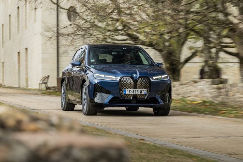 VIDEO: BMW iX vs Audi e-tron vs Mercedes-Benz EQC — Carwow Test