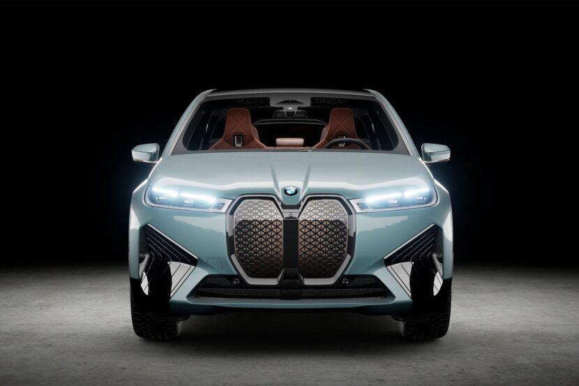 VIDEO: Harry Metcalf Checks Out the BMW iX xDrive50