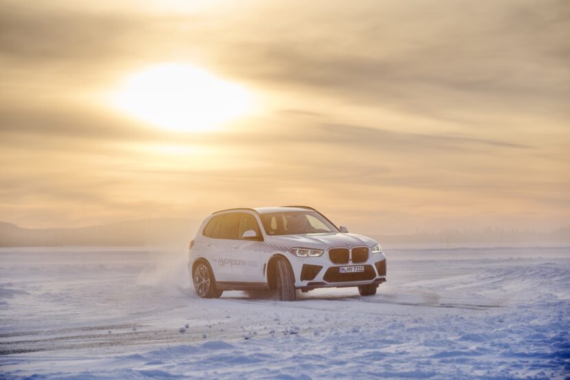 BMW Sees Hydrogen-Electric Cars as Complimentary to EVs