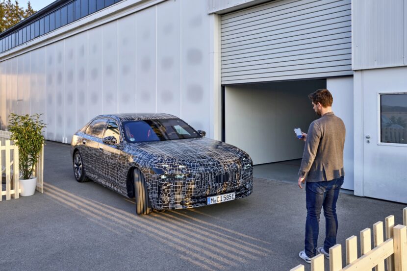 You Can Now Park your BMW iX, X7 and 7 Series via My BMW App