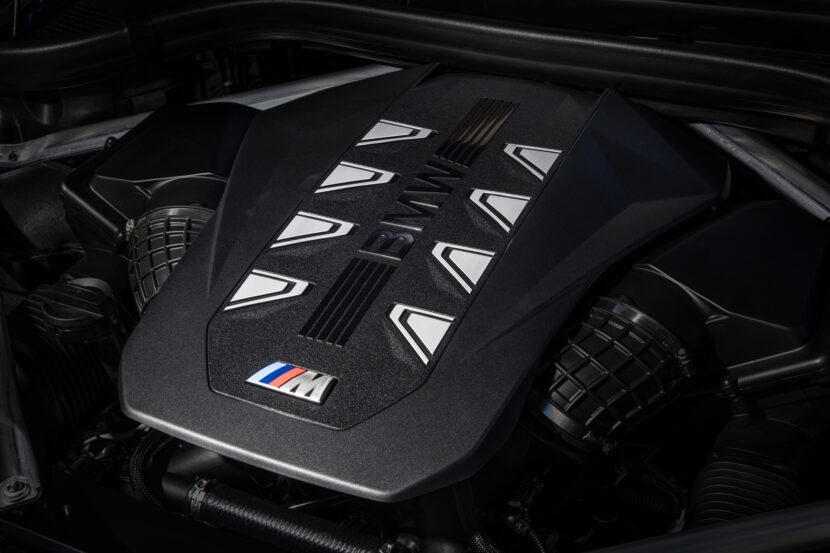 BMW S68 V8 TwinTurbo engine