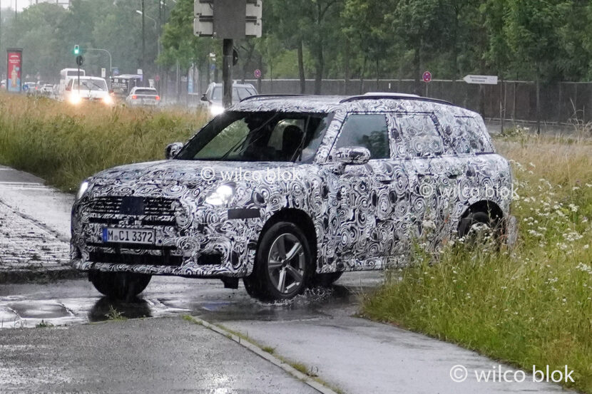 SPIED: 2024 MINI Countryman Tests Out its Winter Driving