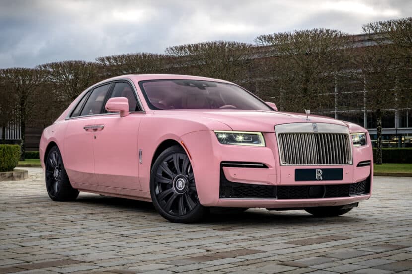 Rolls-Royce Ghost Lookin’ Pretty in Champagne Rose