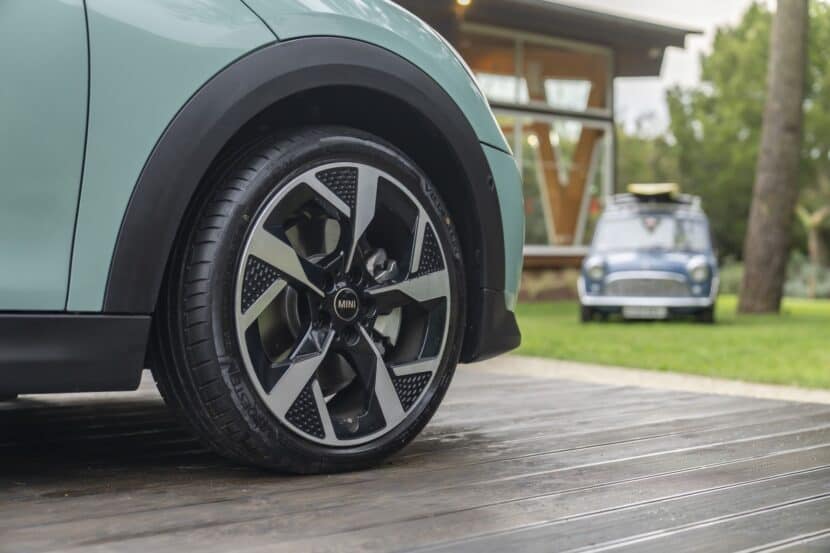 2025 MINI Cooper wheels