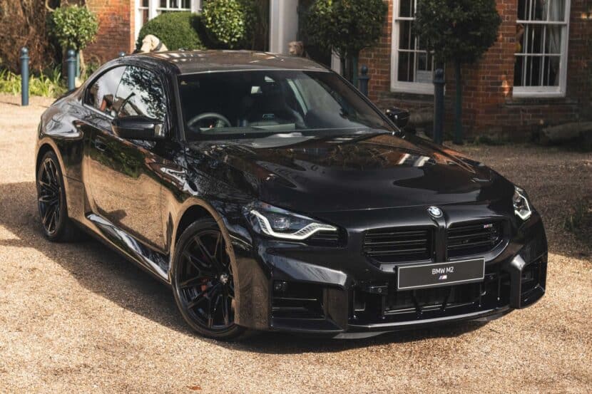 All-Black BMW M2 G87 Shows Manual Gearbox On Camera