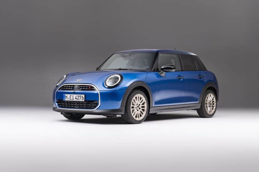 2025 MINI Cooper 5-Door Debuts With Simplified Cabin