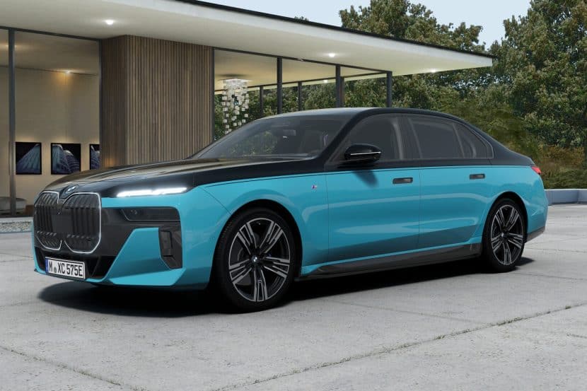 Two-Tone i7 Borusan Turkish Blue Delivered At BMW Welt