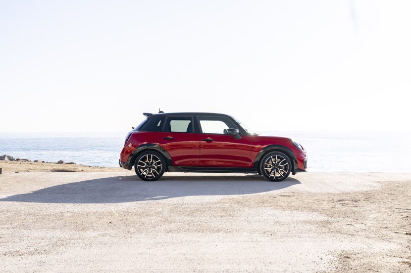 2025 MINI Cooper S 5-door side view
