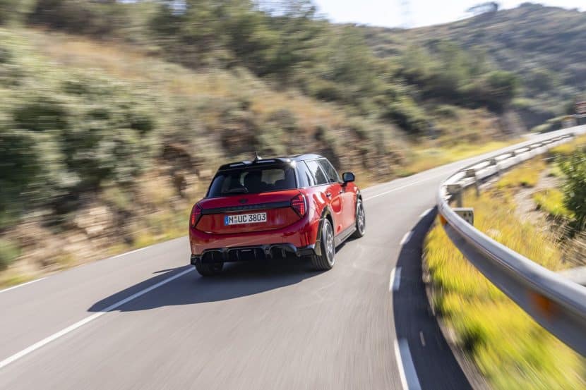 MINI Cooper S 5-Door JCW Trim