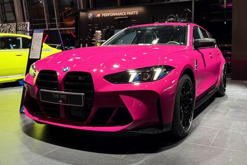 BMW M3 Touring Ruby Star