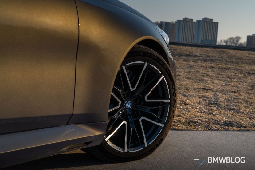 2025 BMW M5 SEPIA METALLIC 26