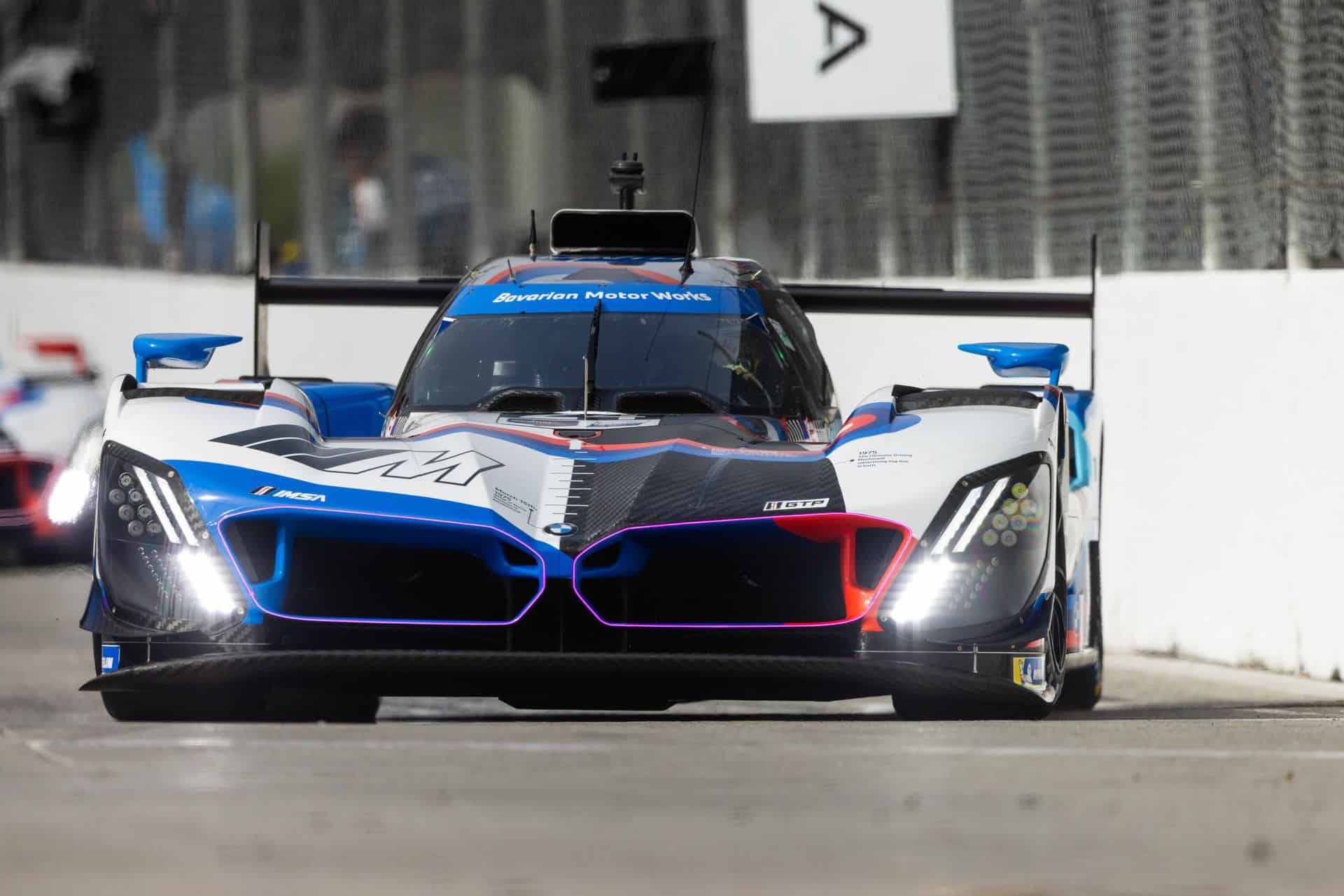 BMW M HYBRID V8 IMSA LONG BEACH Race