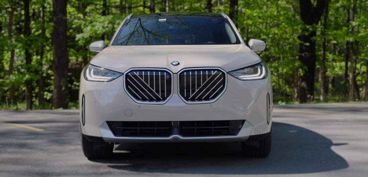 2025 BMW X3 Front