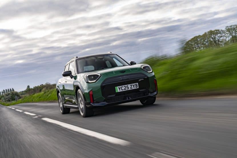 MINI JCW ACEMAN BRITISH RACING GREEN 00