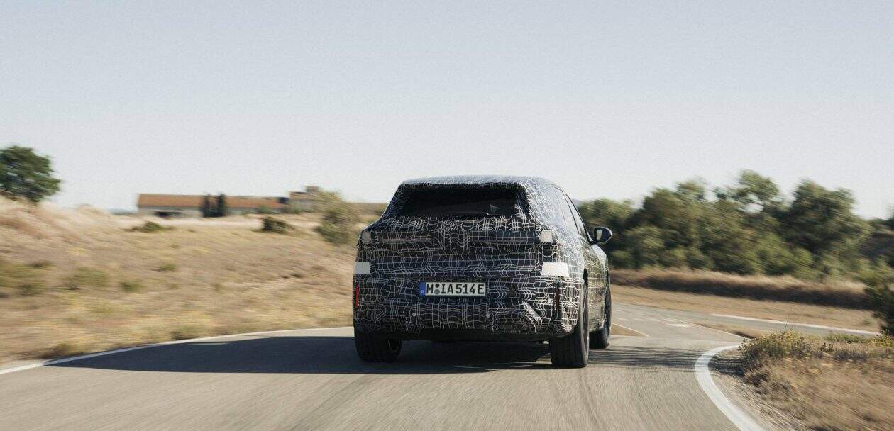 2026 BMW IX3 NA5 REVIEW 11