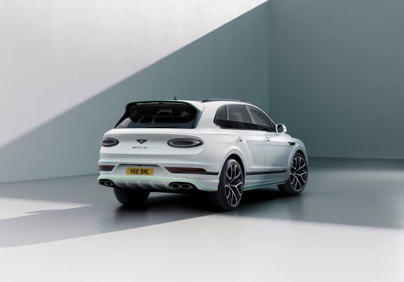BENTAYGA SPEED 12, rear three-quarters