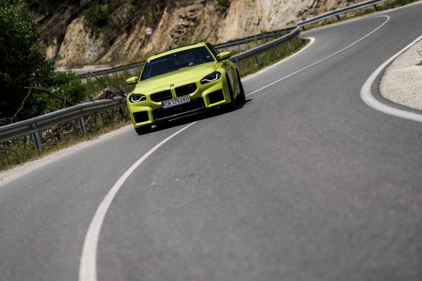 2025 BMW M2 SAO PAULO YELLOW 77