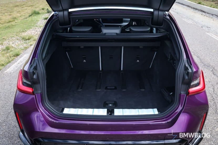 2025 BMW M3 TOURING TWILIGHT PURPLE 32