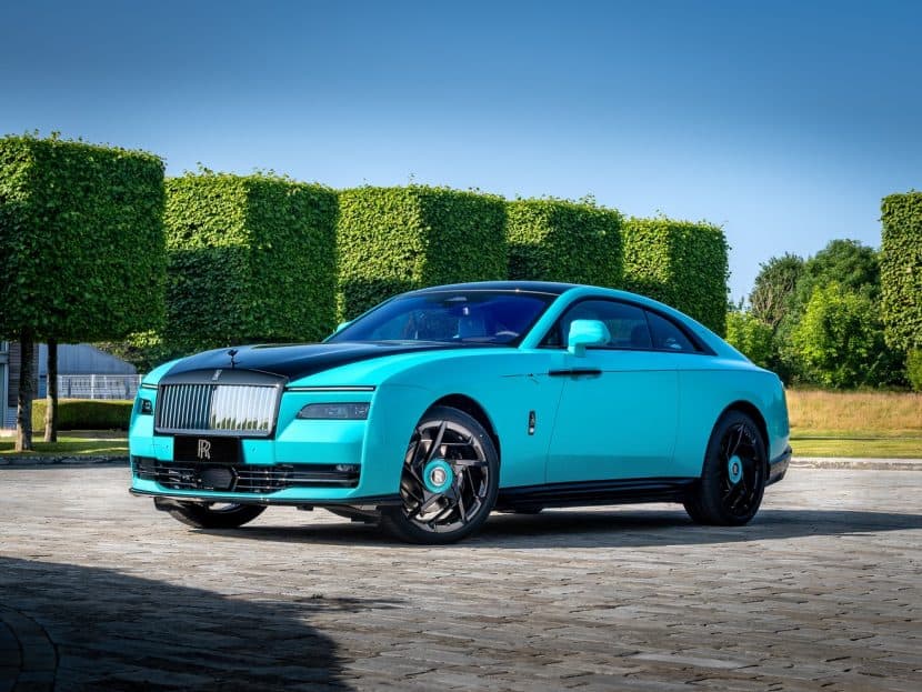 ROLLS ROYCE SPECTRE BLACK BADGE CHINESE MURAL ART 4