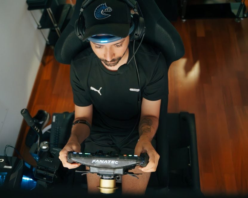 BMW ESPORTS FANATEC 00