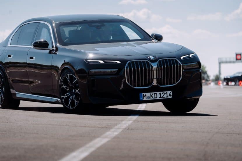 BMW PROTECTION VEHICLES TRAINING on the track